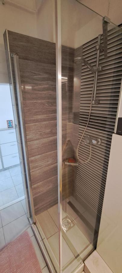 Ferienwohnung Napraforgo Apartman Szegedin Exterior foto