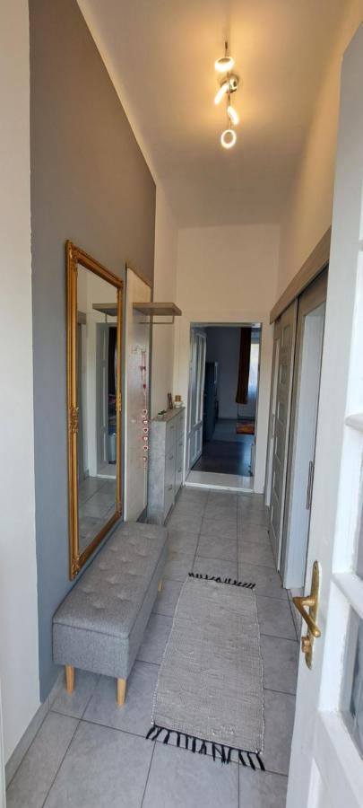 Ferienwohnung Napraforgo Apartman Szegedin Exterior foto